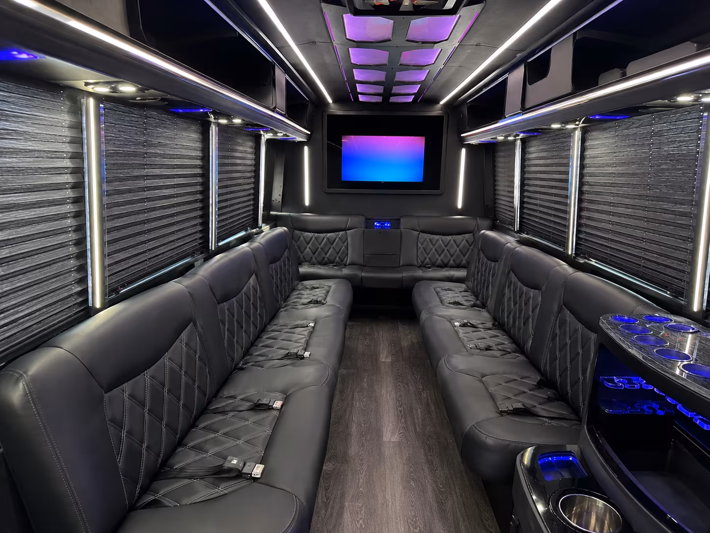 bachelorette party buses for beaumont wine and brewery crawls