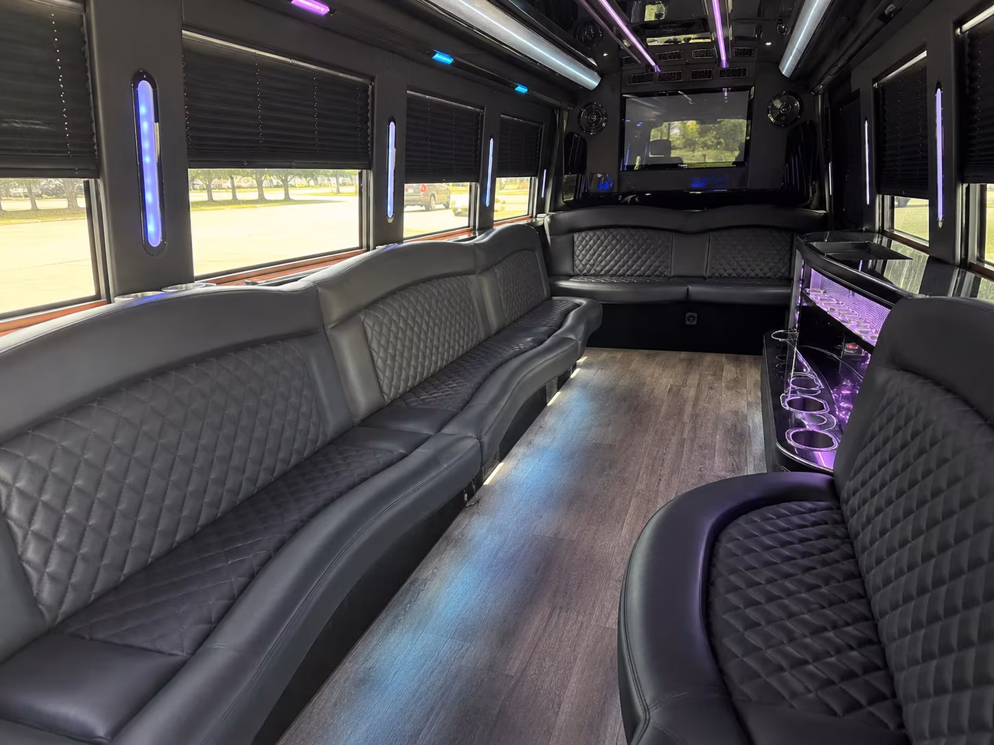 party buses for west brook and beaumont united high school proms in beaumont